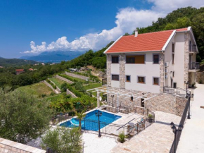 Villa 177